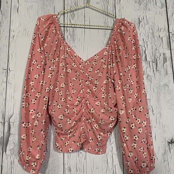 Charlotte Bridgeman Floral Pink Crop Top Sz L NWT - Picture 3 of 16